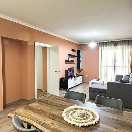 Grand Park 2Br Apartment Тирана Экстерьер фото