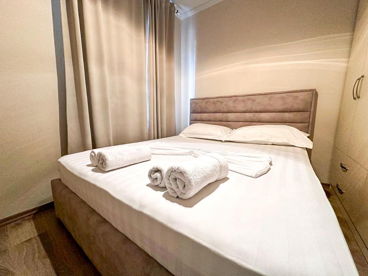 Grand Park 2Br Apartment Тирана Экстерьер фото